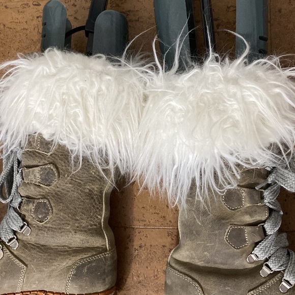 NEW!!! Women’s Lace up Boots, Combat, Winter Faux fur! Fully lined Size 7 - Picture 4 of 16